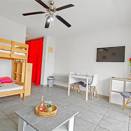 Studio Moderne Avec Parking Et Piscine- 313 Canet-en-Roussillon Bagian luar foto